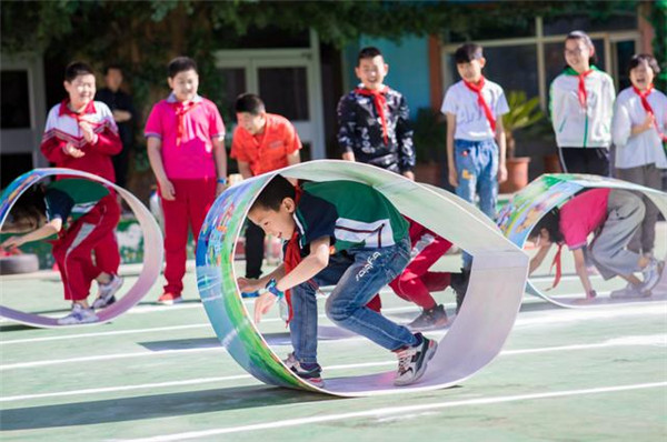 趣味游戏迎“六一”