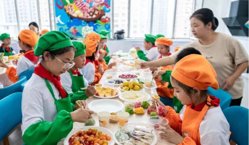“烹饪课堂”学厨艺 美食实践...