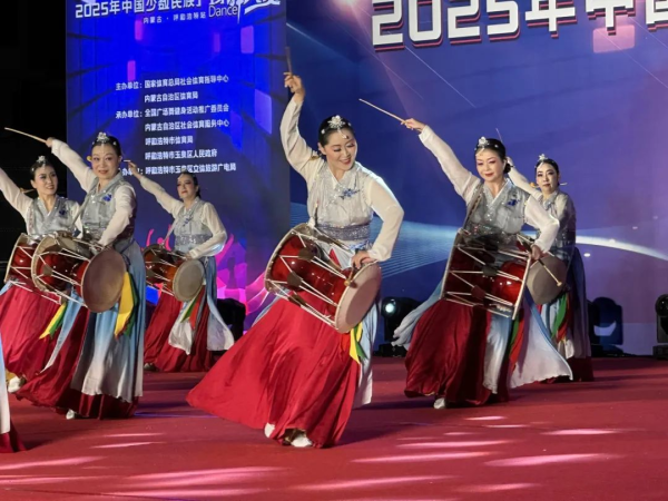 “燃动”青城夜！非遗广场舞大赛解锁文旅体融合新动能