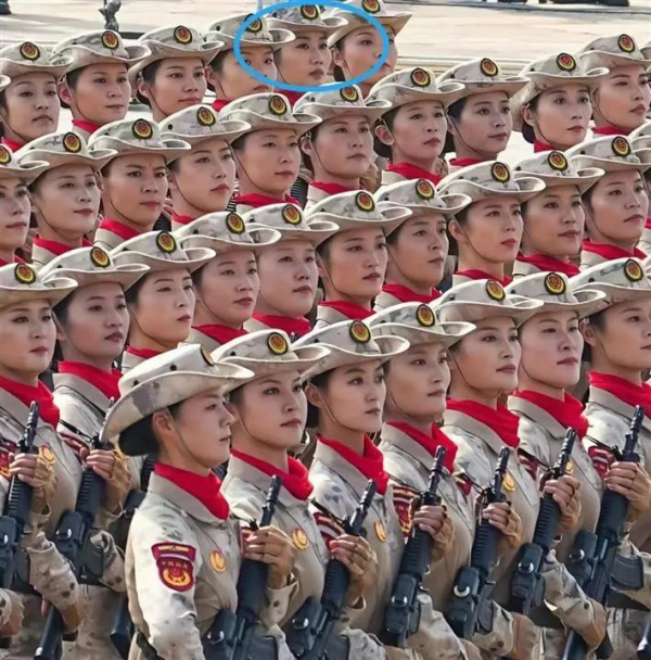 呼和浩特市玉泉区女民兵王孔嘉 从仪仗尖兵到“9·3”阅兵 民兵队员的风采绽放