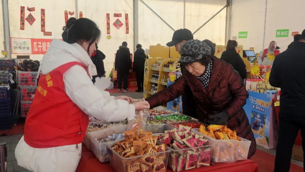 呼和浩特新春年货大集大召大盛魁会场开集